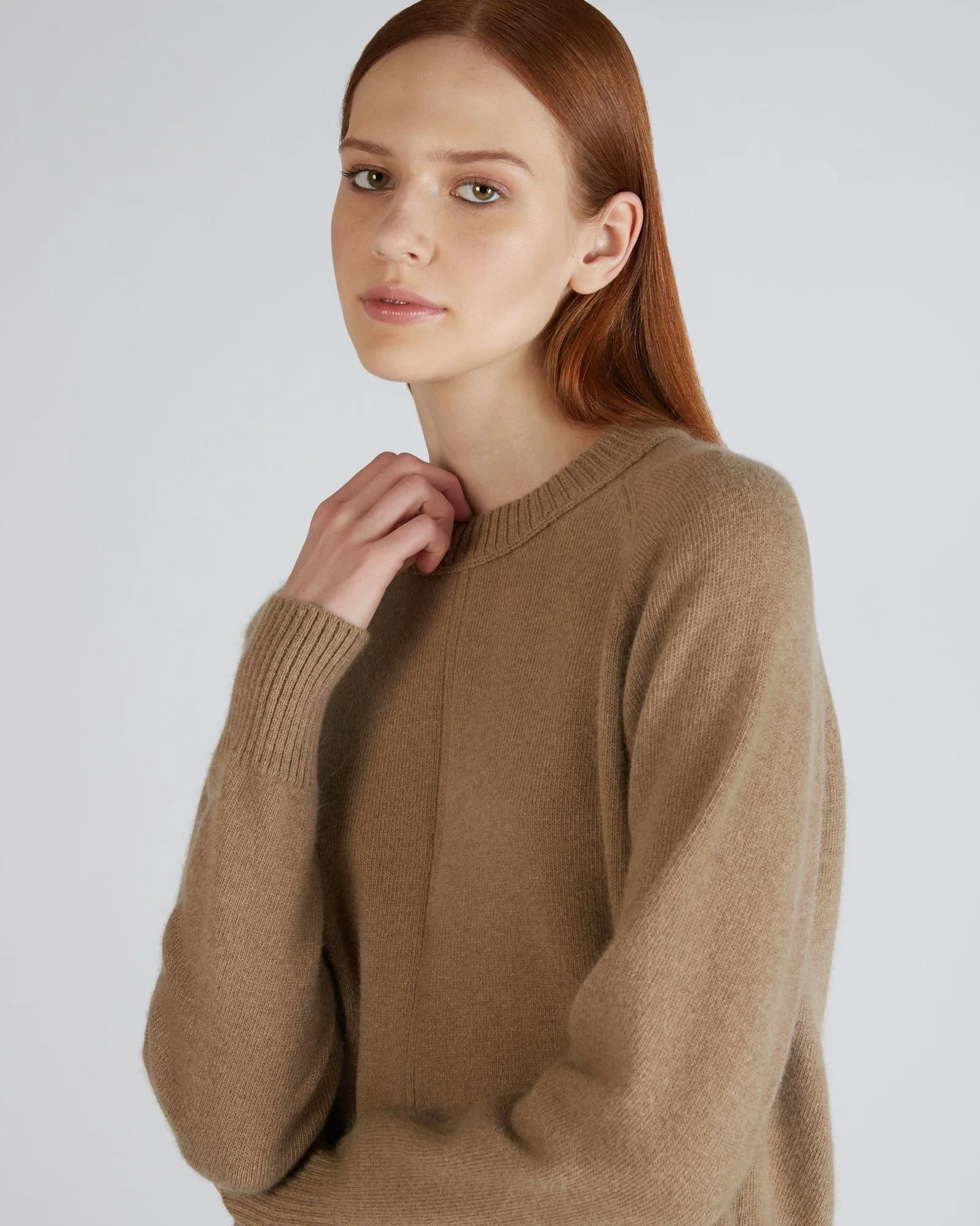Regular fit crewneck sweater in wool and Angora - Image 4