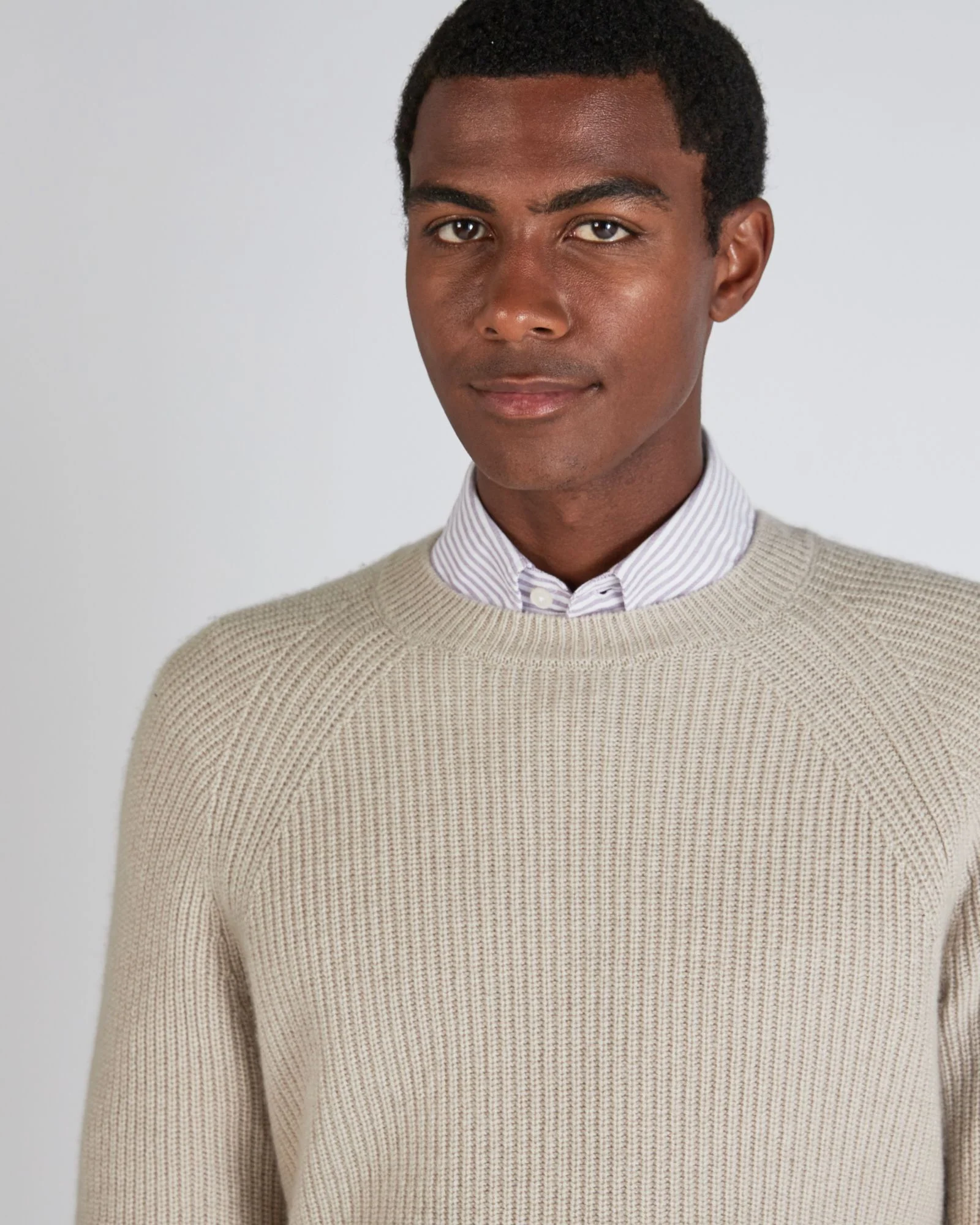 Slim fit cashmere crewneck sweater - Image 4
