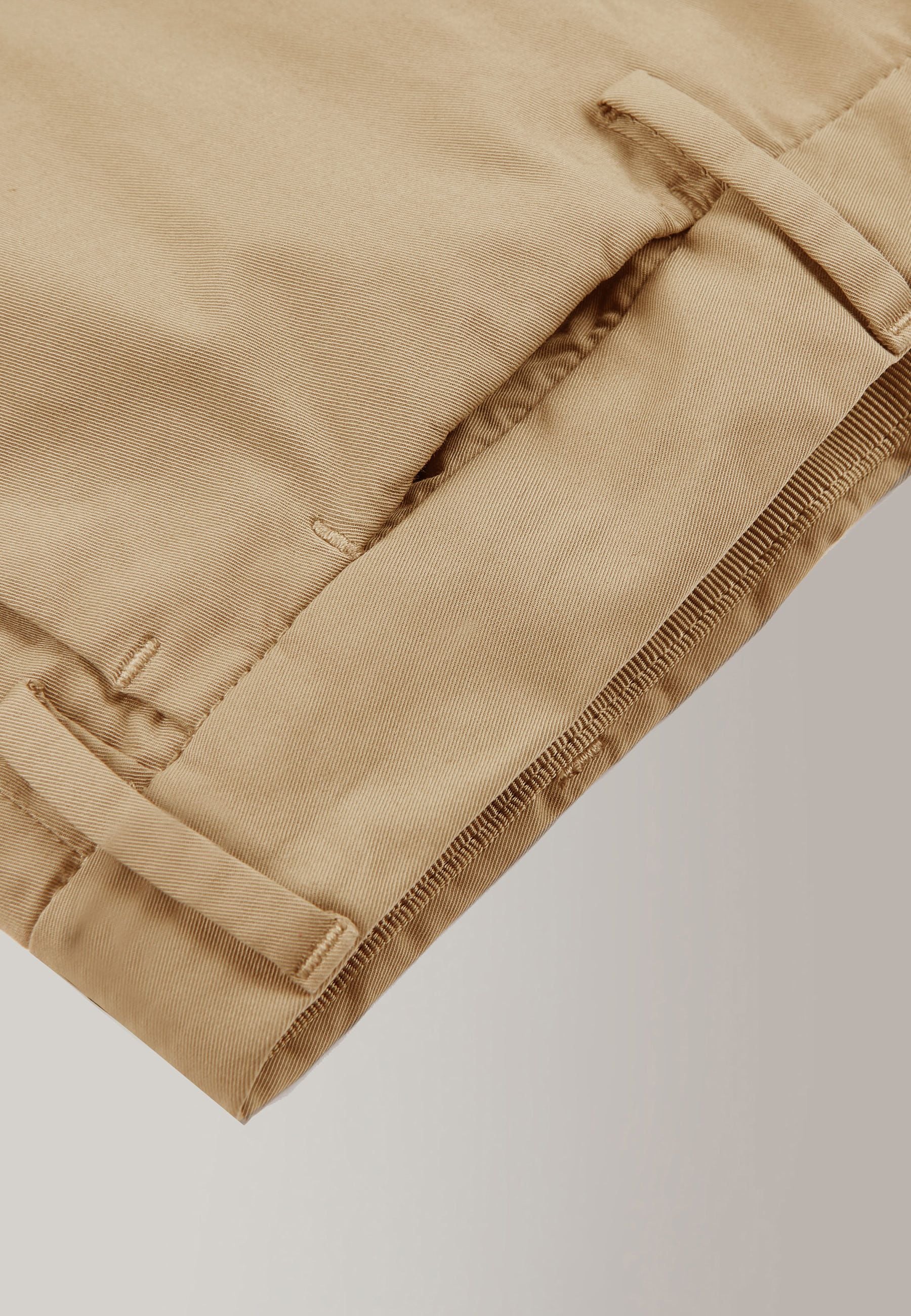 Slim-fit certified Royal Batavia cotton trousers - Image 8