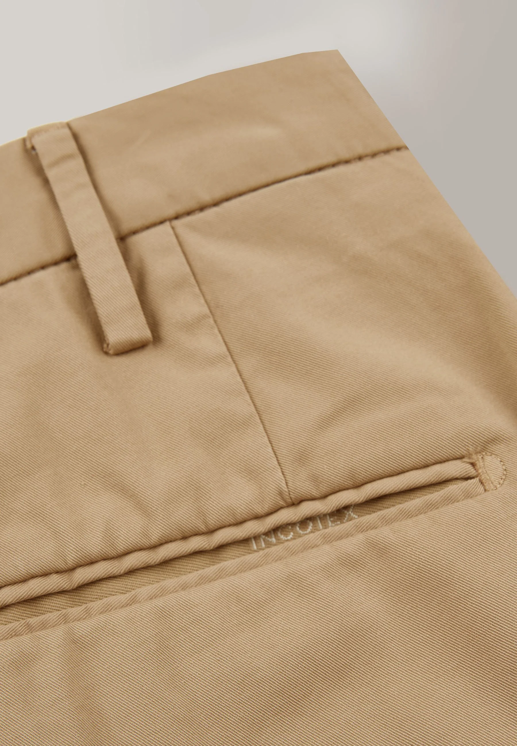 Slim-fit certified Royal Batavia cotton trousers - Image 9