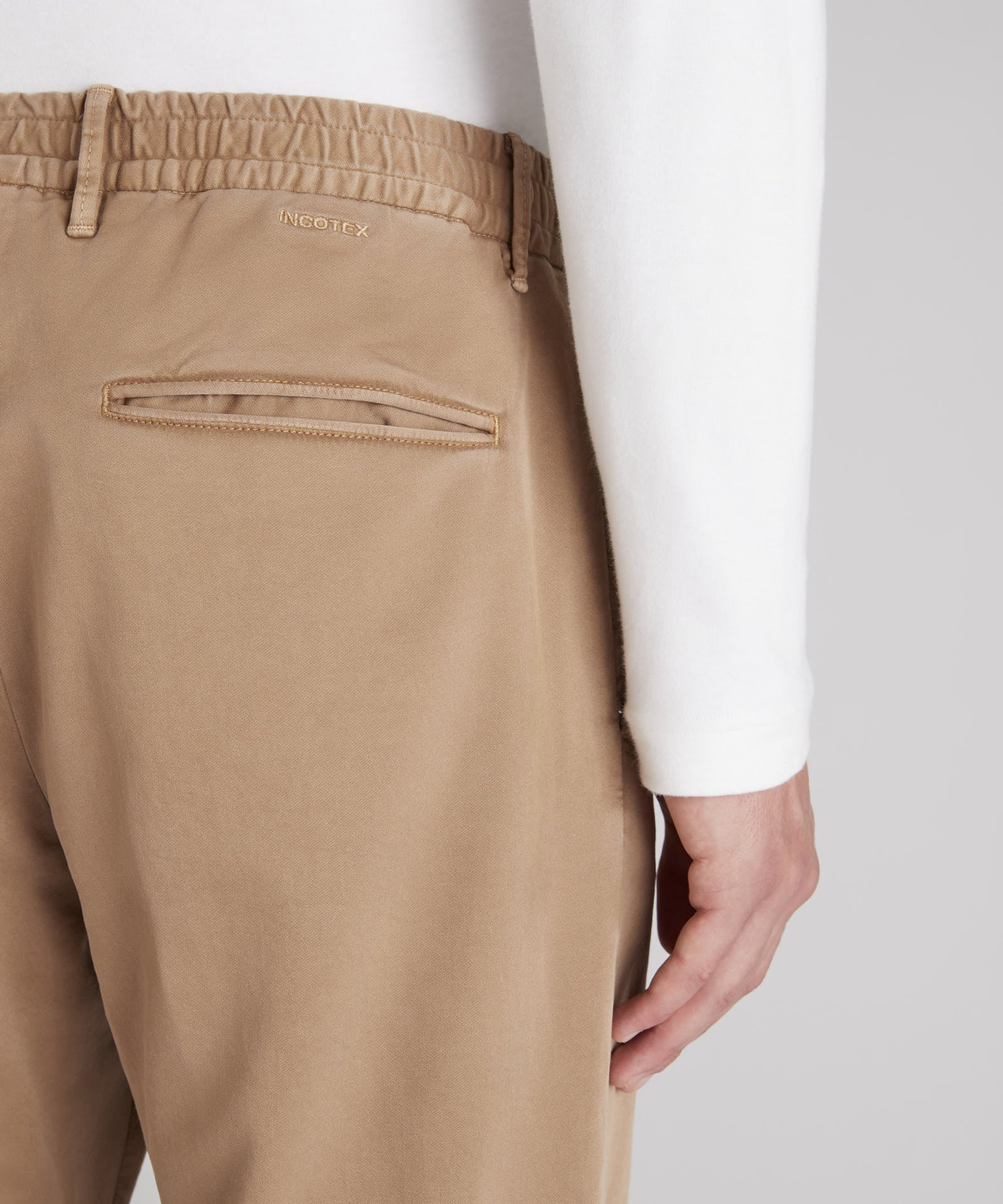 Slim-fit cotton satin trousers - Image 4