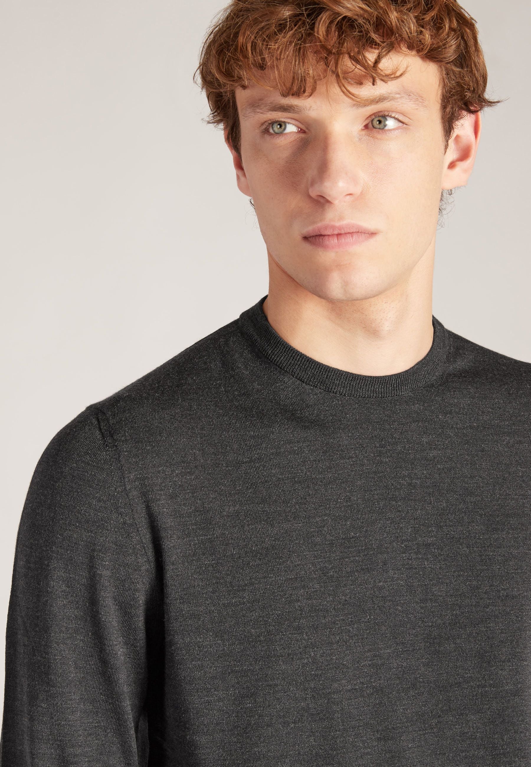 Slim-fit crew-neck sweater in certified Flexwool - Image 4