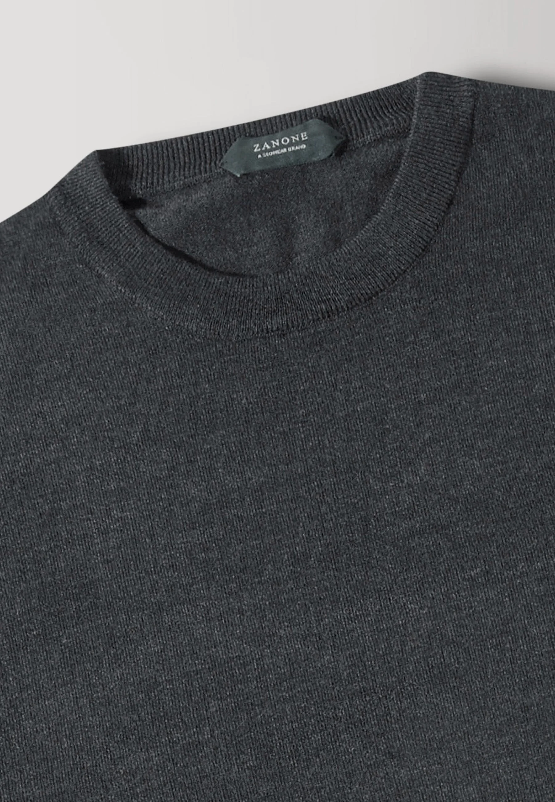 Slim-fit crew-neck sweater in certified Flexwool - Image 6
