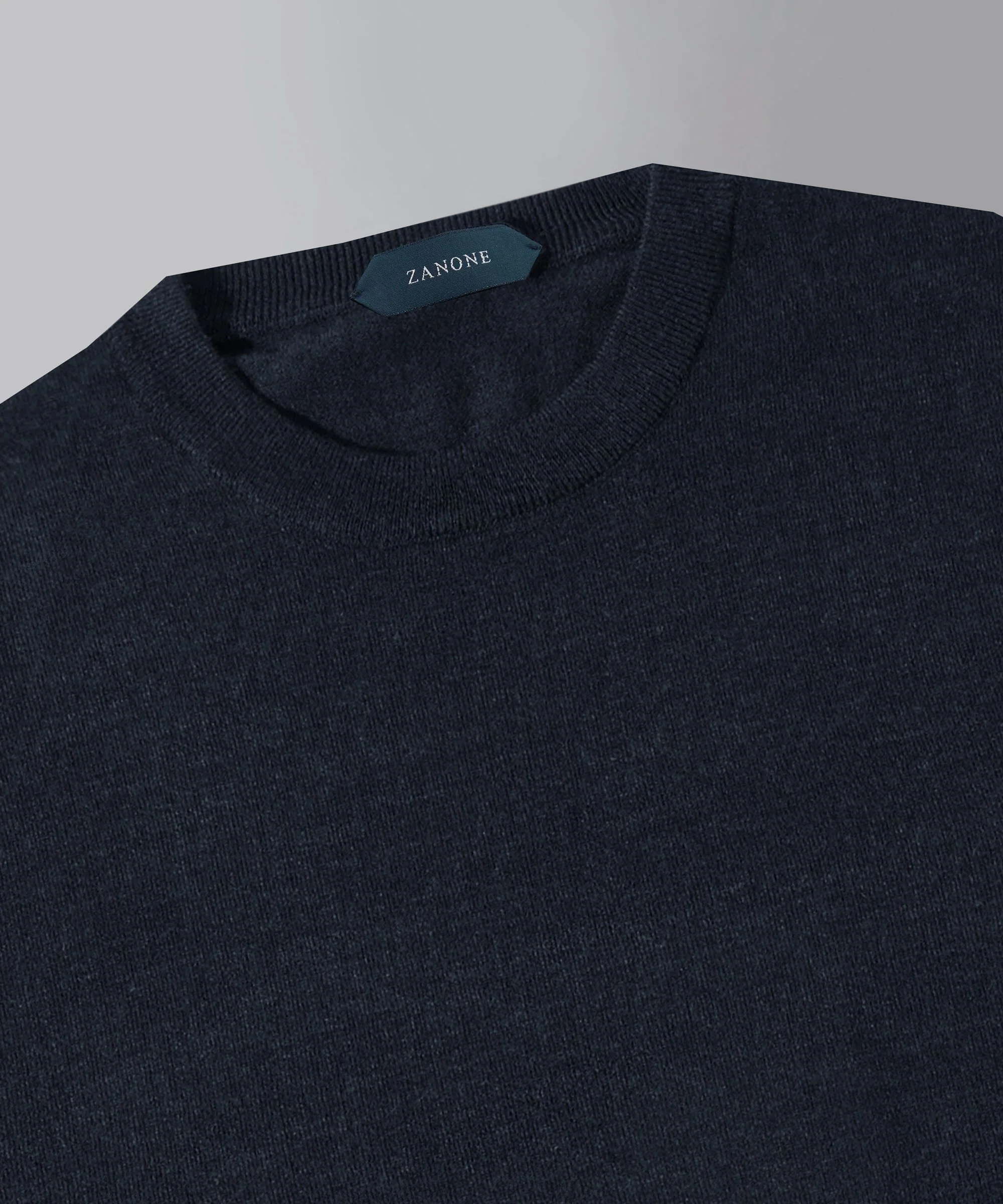 Slim-fit crew-neck sweater in certified Flexwool - Image 6