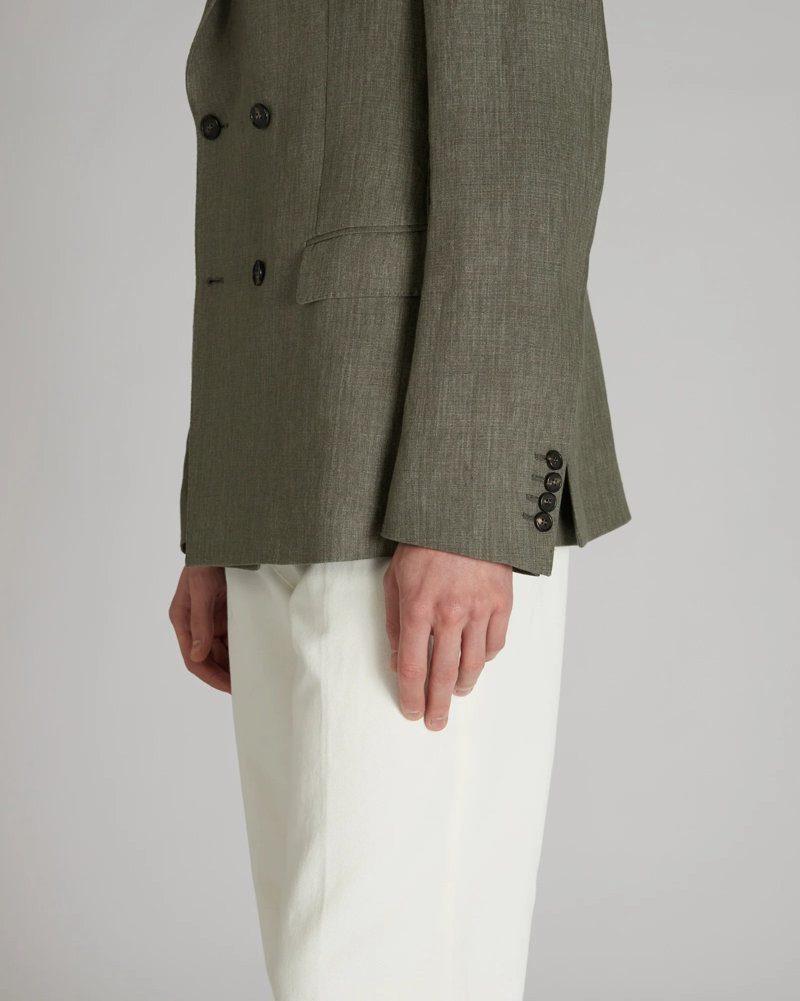 Slim-fit double-breasted delavé linen jacket - Image 4