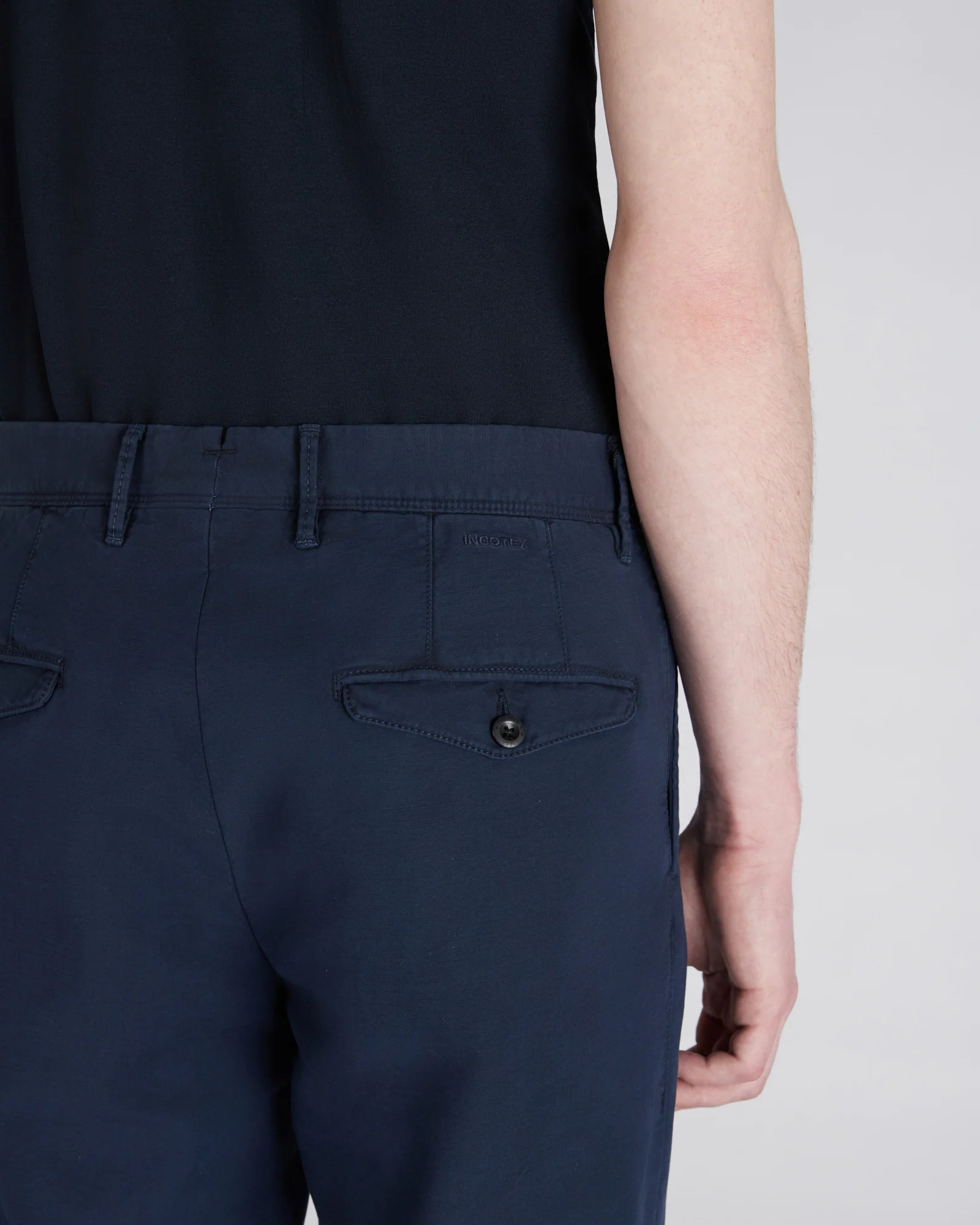 Tapered fit summer satin trousers - Image 4