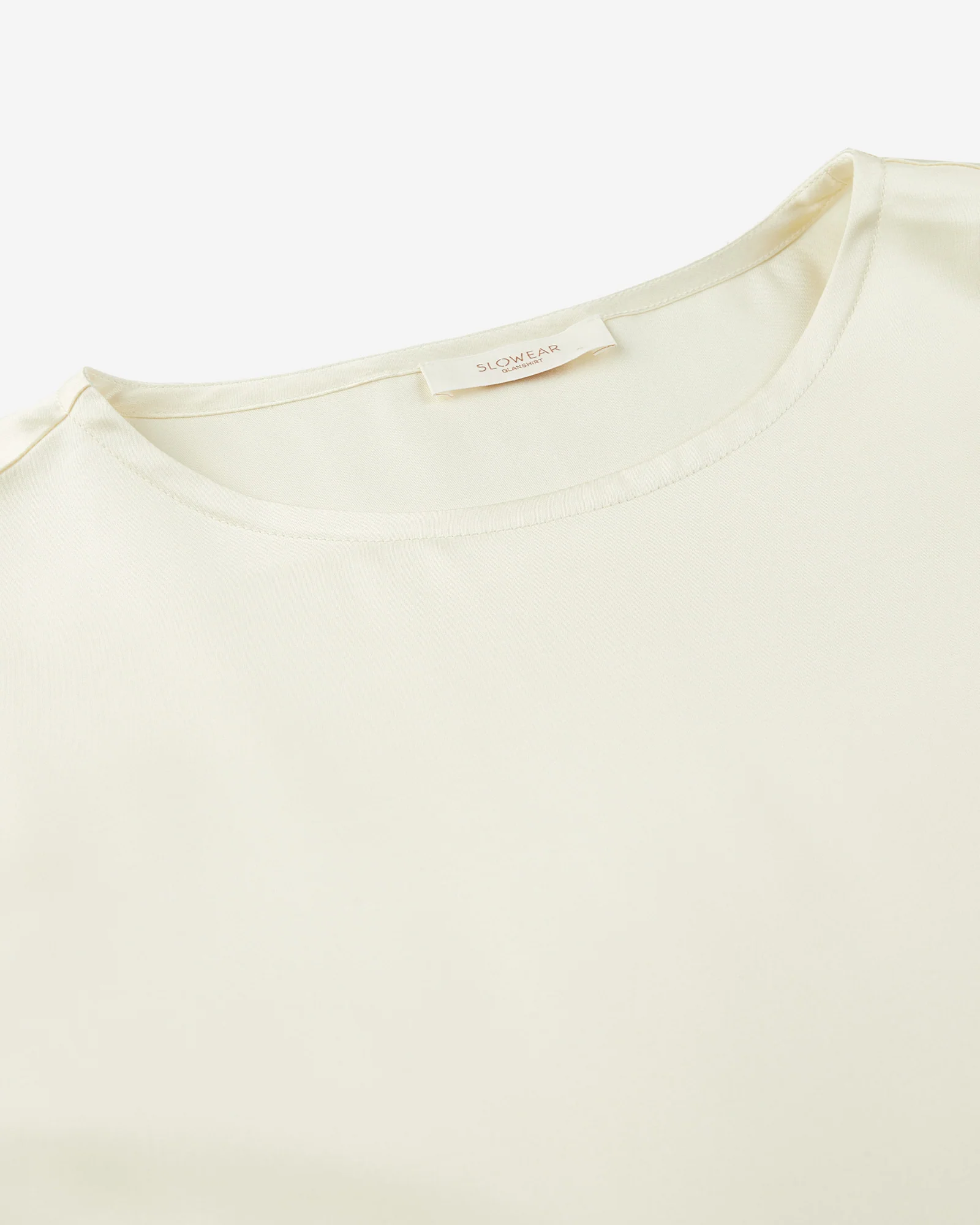 Wide fit shiny satin shirt - Image 6