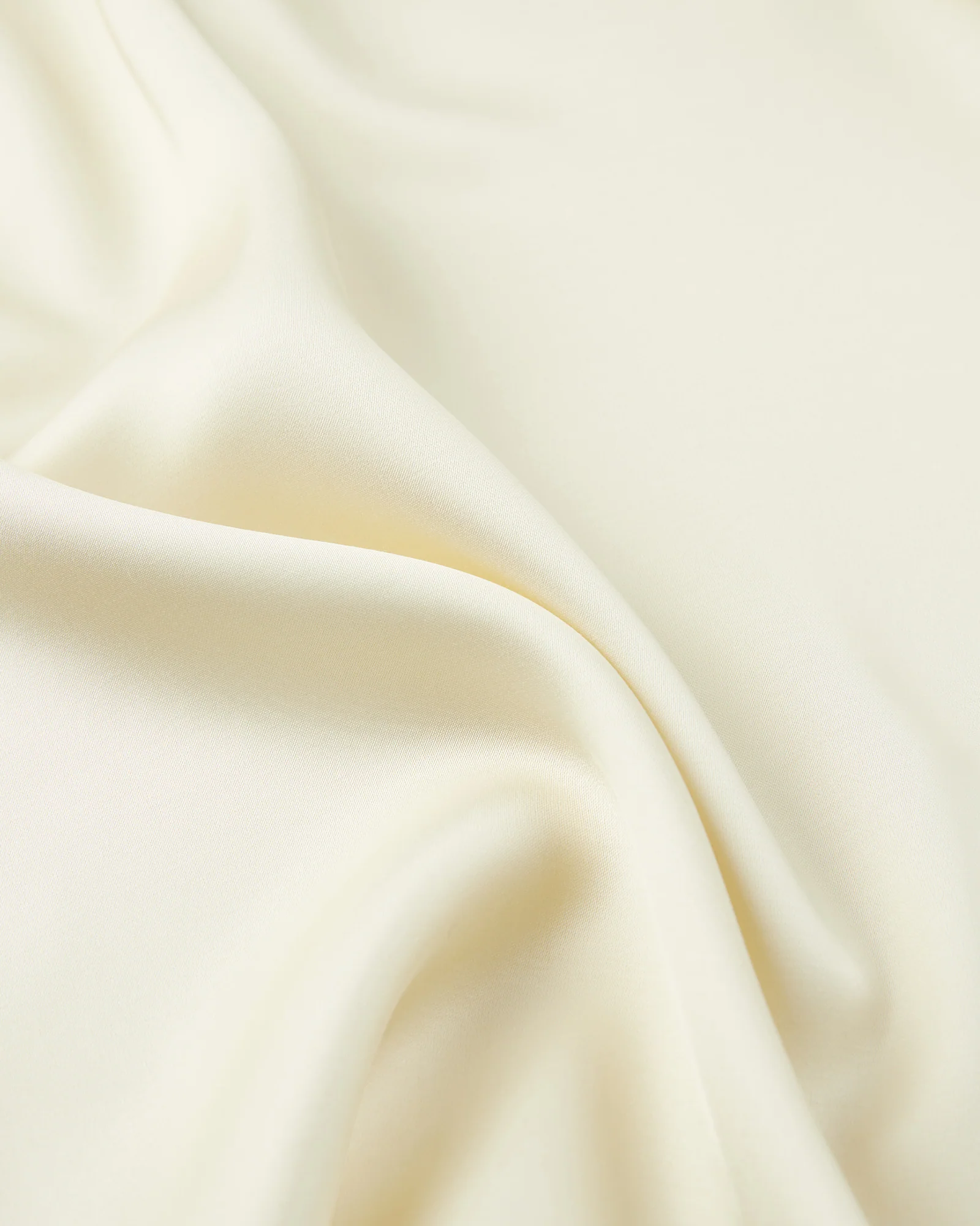 Wide fit shiny satin shirt - Image 7